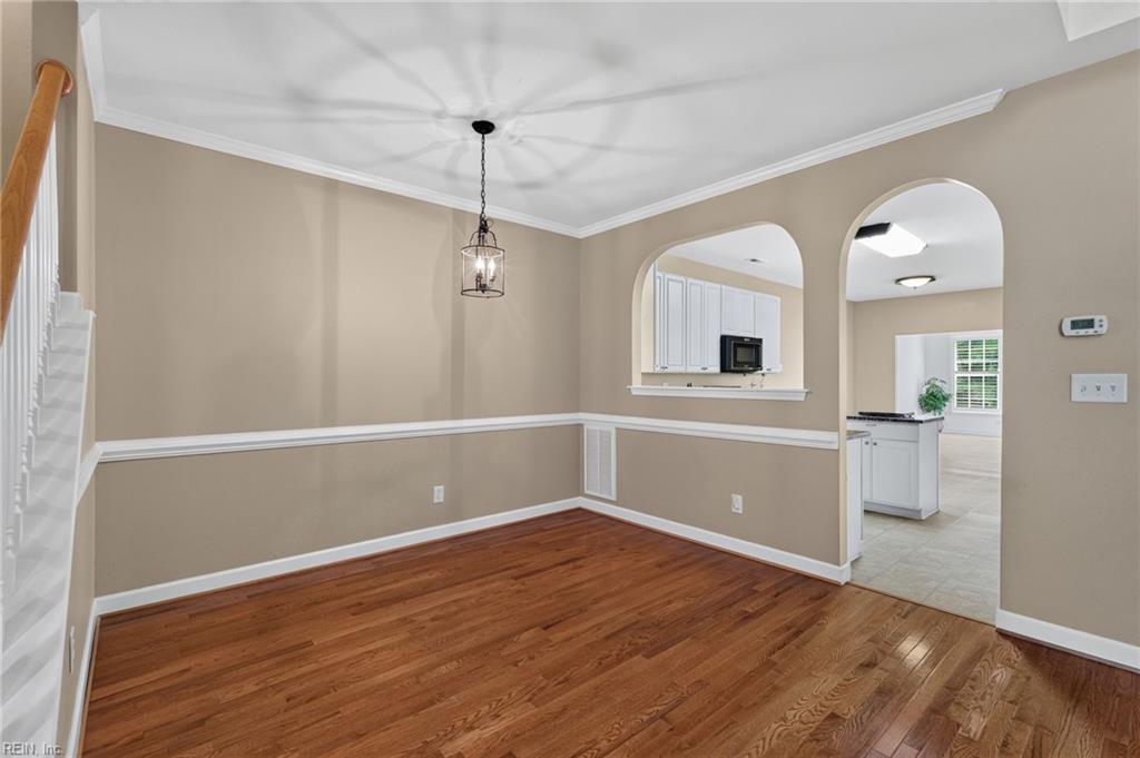 4467 Pleasant View Dr Property Photo 6