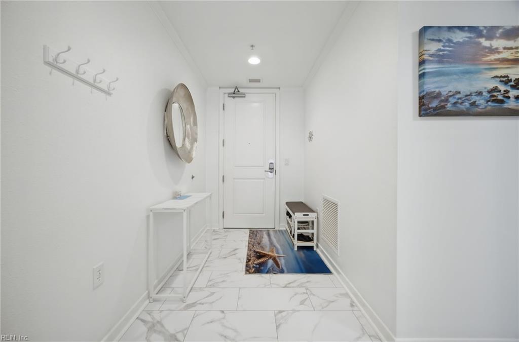 3738 Sandpiper Rd Property Photo 6