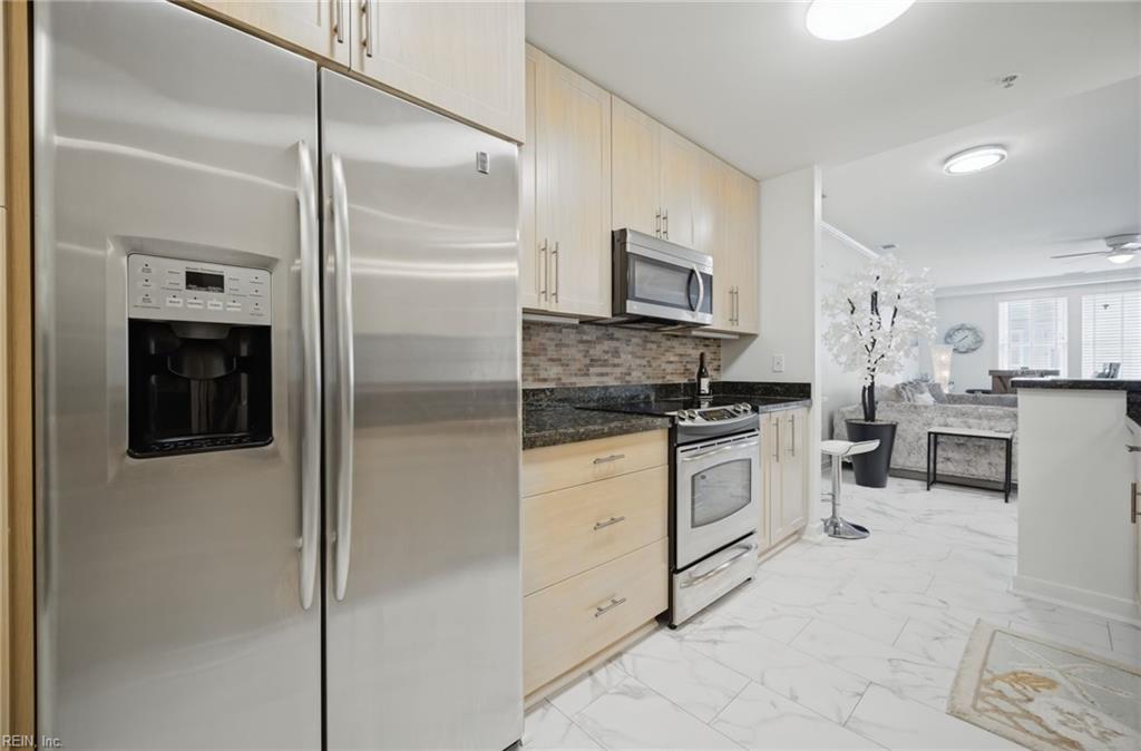 3738 Sandpiper Rd Property Photo 10