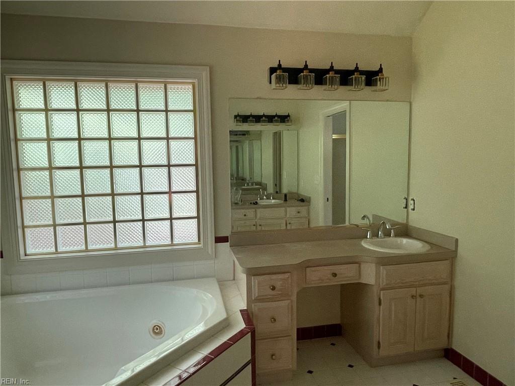 804 River Strand Property Photo 14