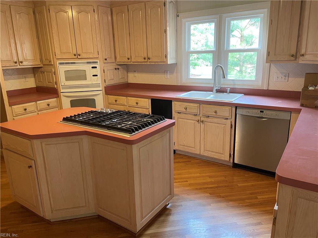 804 River Strand Property Photo 22