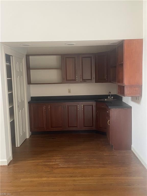 625 Mowbray Arch Property Photo 4
