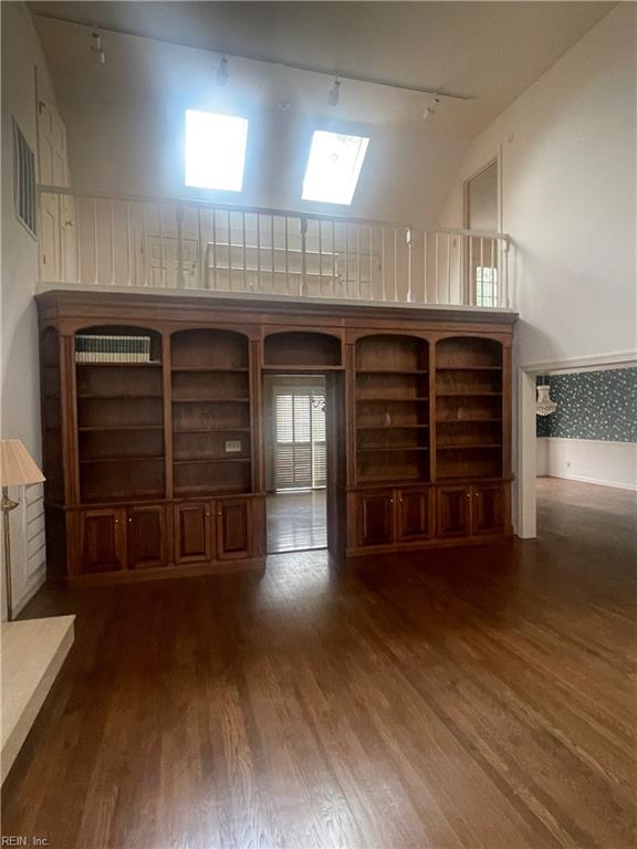 625 Mowbray Arch Property Photo 6