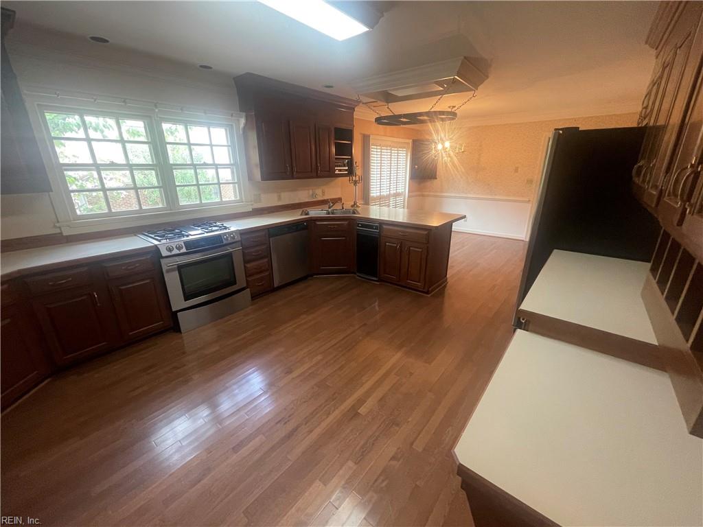 625 Mowbray Arch Property Photo 15
