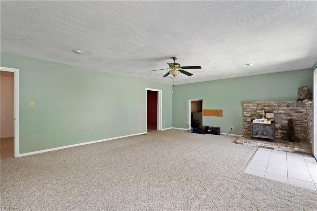 121 Settlers Landing Rd Property Photo 6