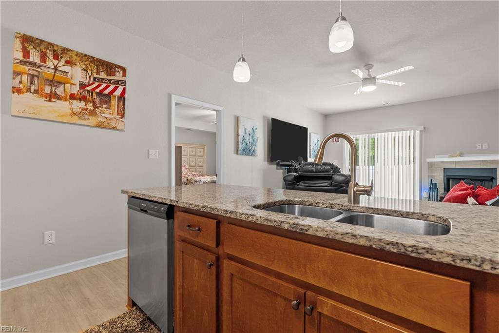 200 Seasons Cir Property Photo 11