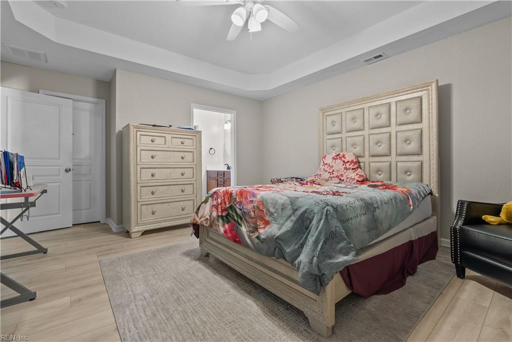 200 Seasons Cir Property Photo 18