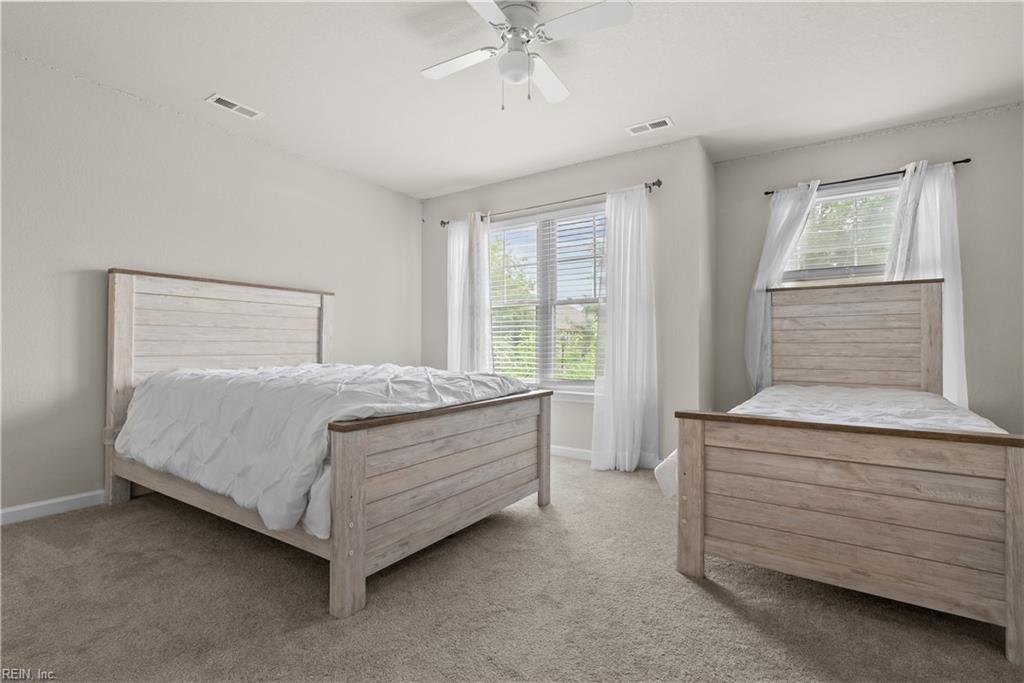 200 Seasons Cir Property Photo 24
