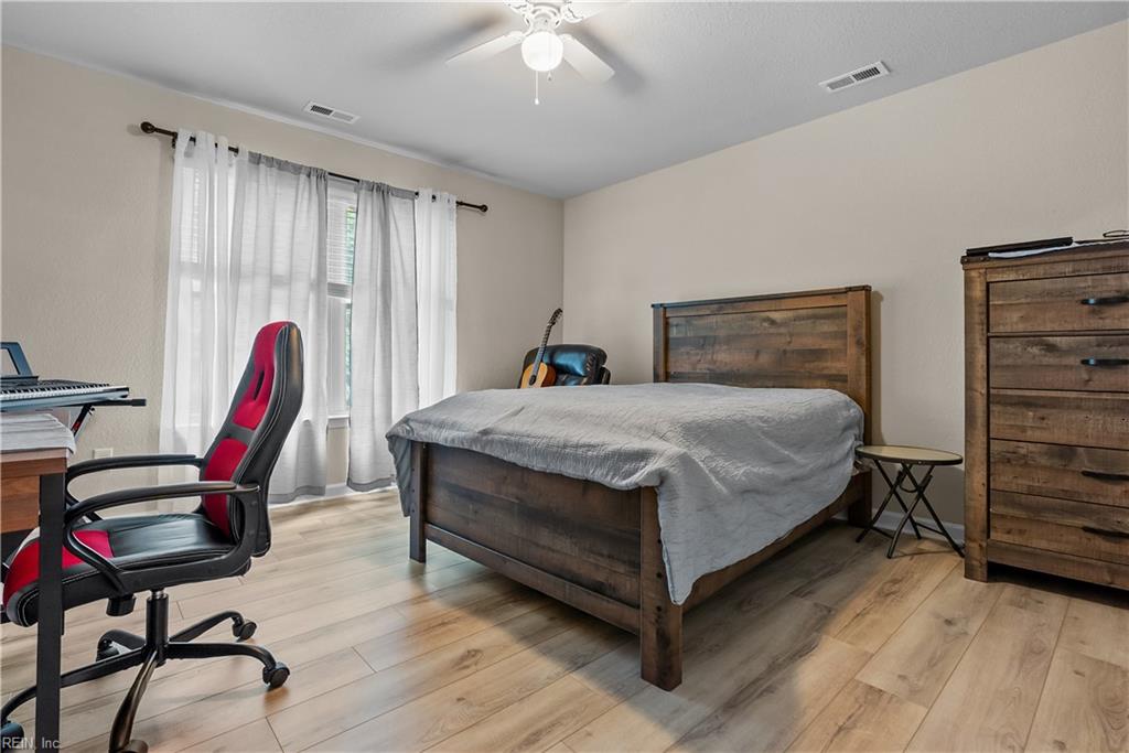 200 Seasons Cir Property Photo 30
