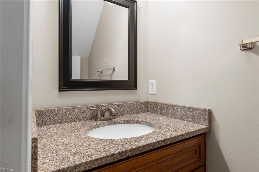 527 Pine Tops Ct Property Photo 15