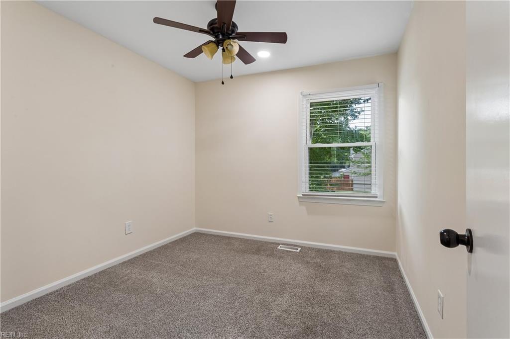 114 Solebay St Property Photo 25