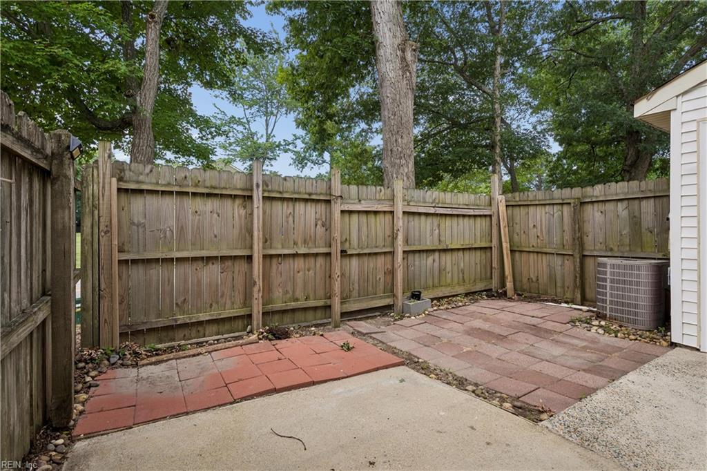 114 Solebay St Property Photo 29