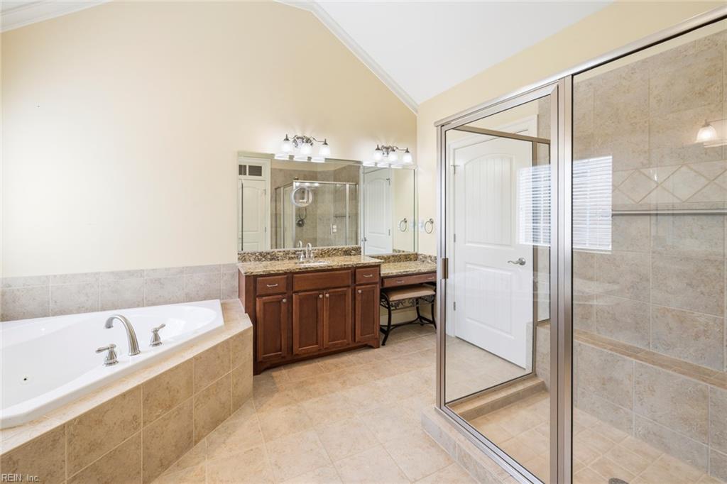 1016 Briars Lndg Property Photo 43