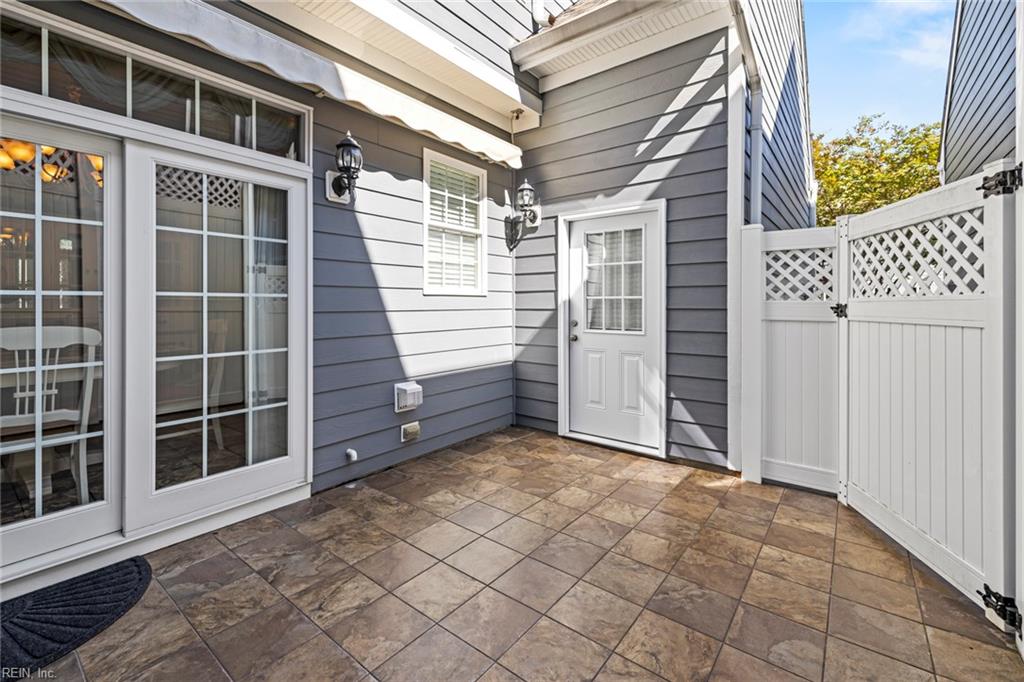 1016 Briars Lndg Property Photo 46