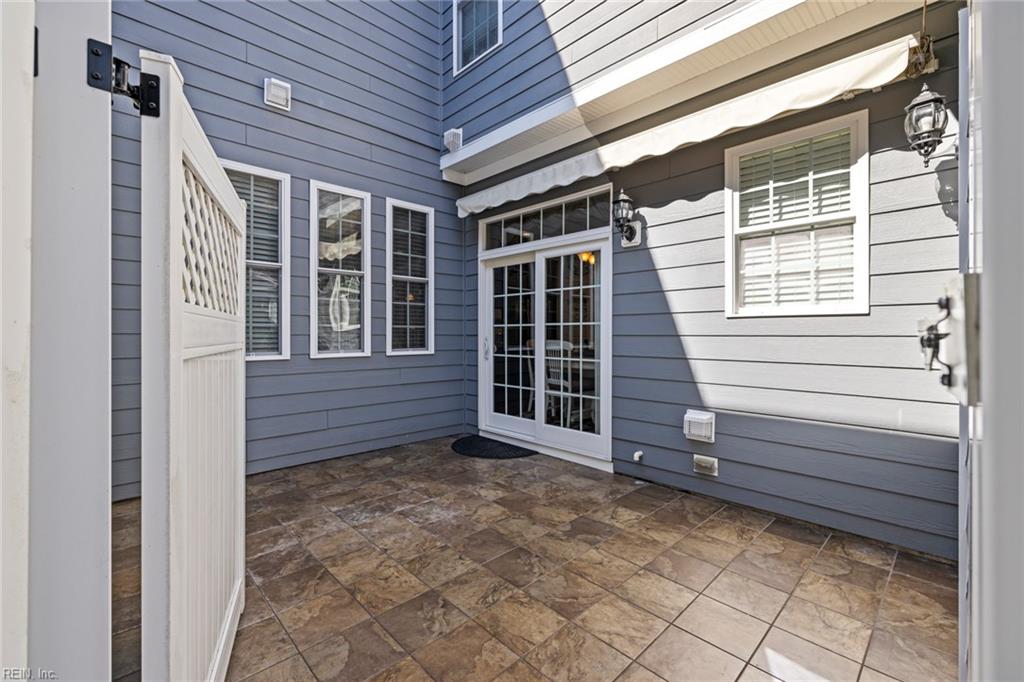1016 Briars Lndg Property Photo 47