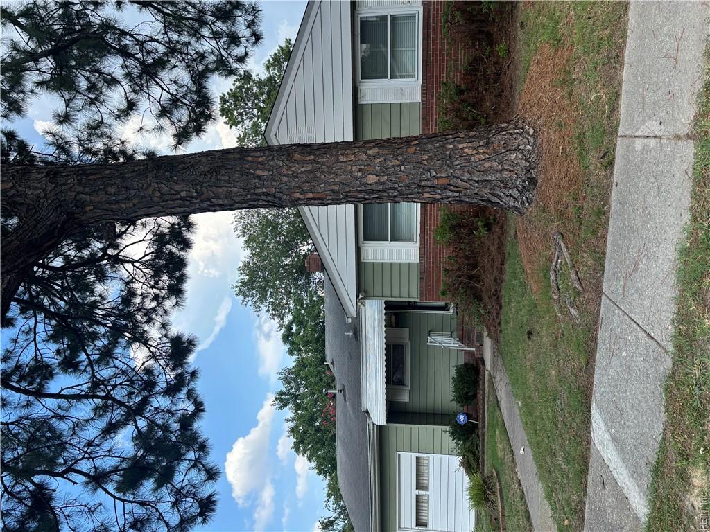 1118 Pike St Property Photo 1