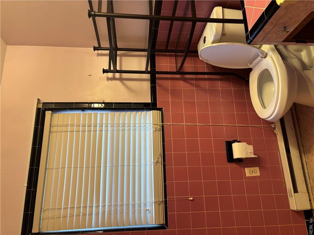 1118 Pike St Property Photo 22