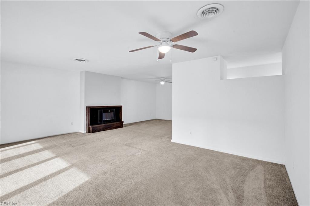 376 Merrimac Trl Property Photo 14