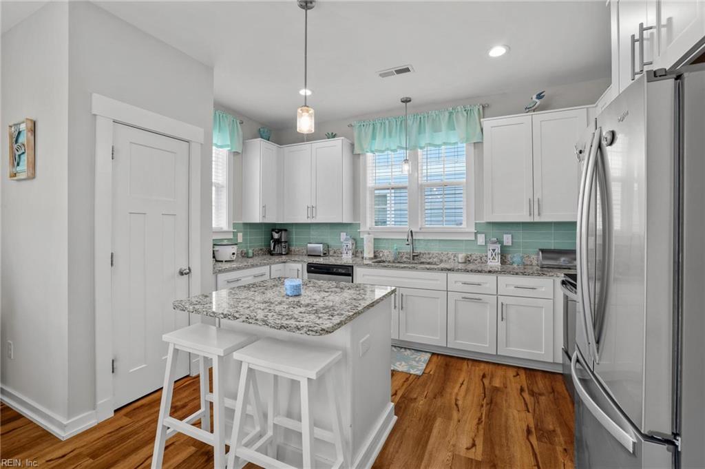 115 Treasure Rn Property Photo 6
