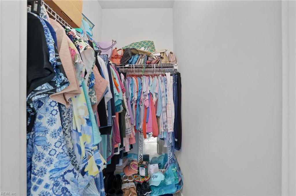 115 Treasure Rn Property Photo 23