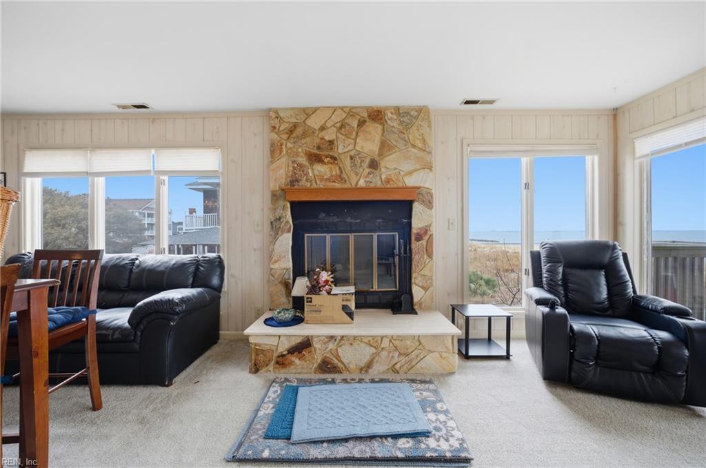 842 West Ocean View (a-b) Ave Property Photo 4