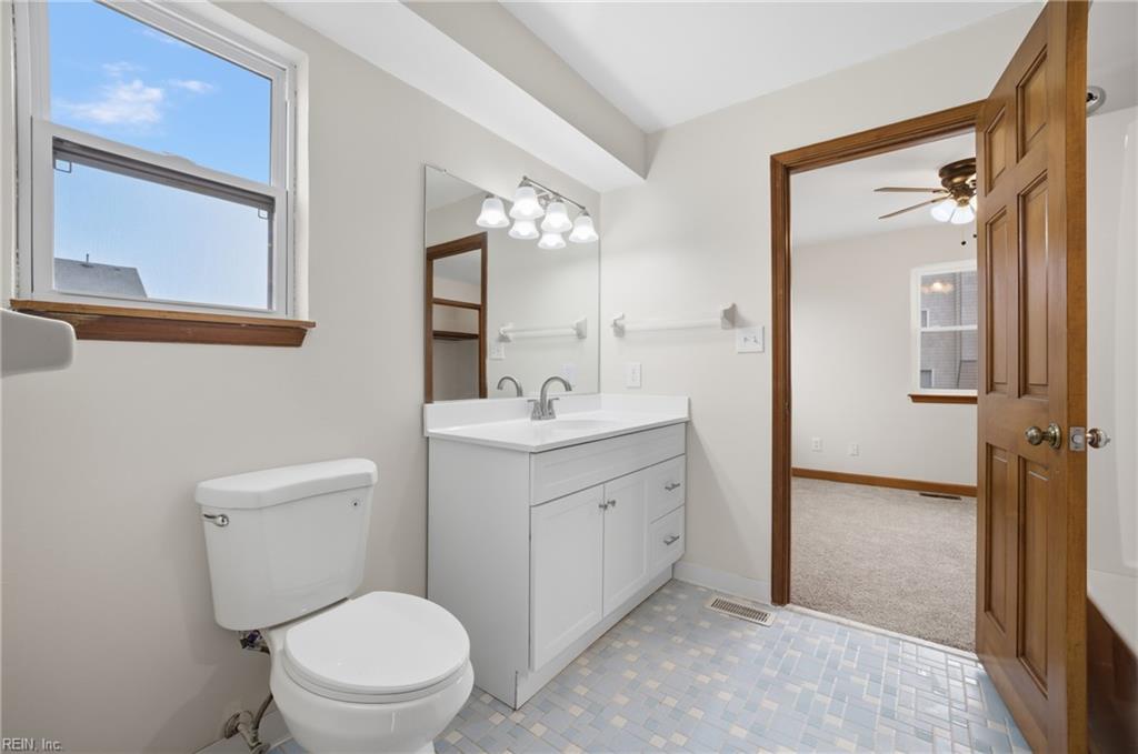 842 West Ocean View (a-b) Ave Property Photo 48