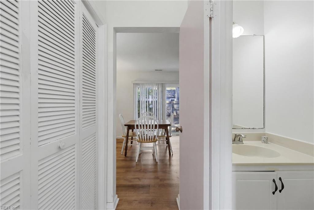 5248 Richard Rd Property Photo 2