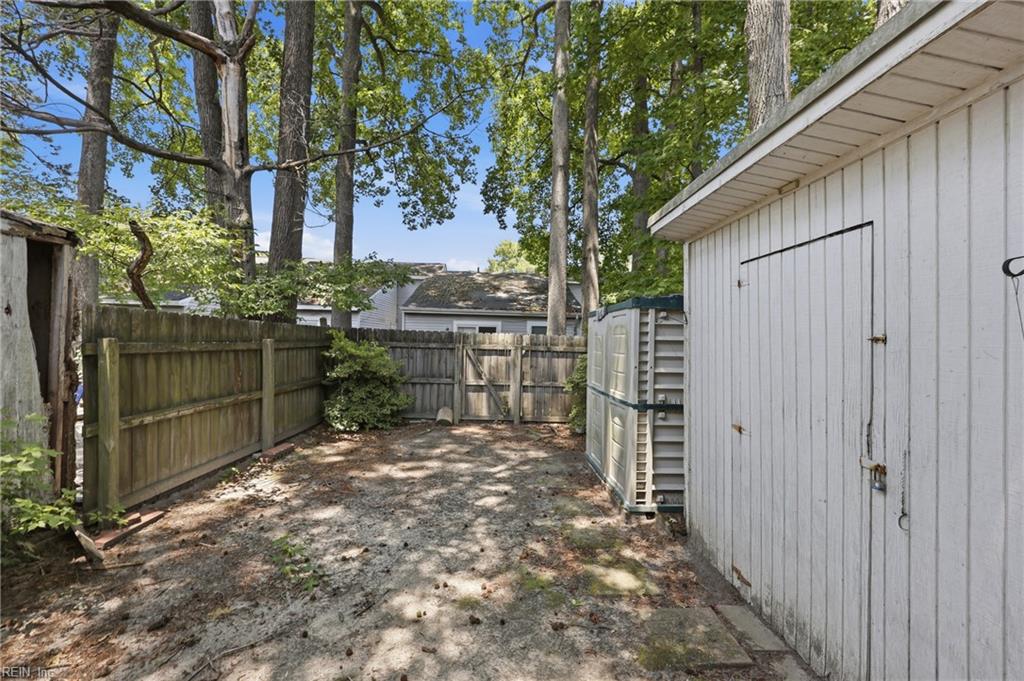5248 Richard Rd Property Photo 21