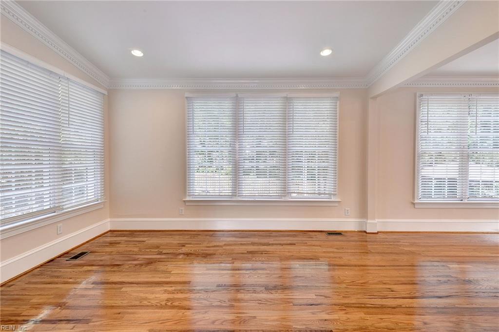5129 Rolling Reach Property Photo 11