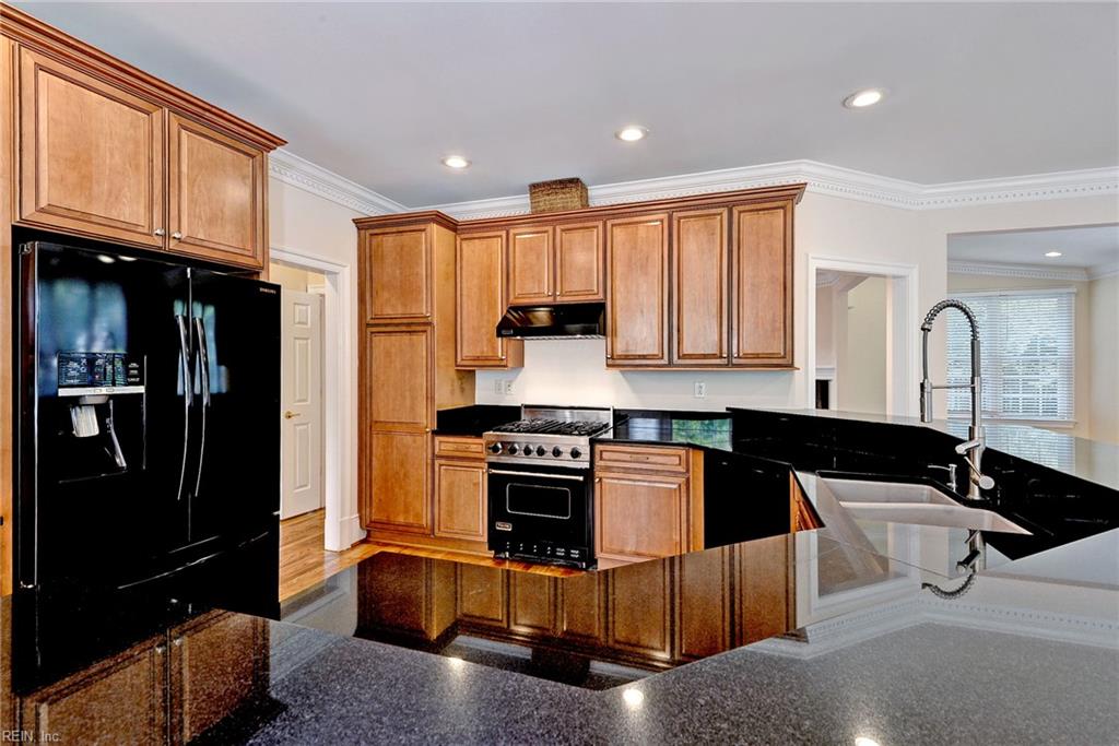 5129 Rolling Reach Property Photo 18