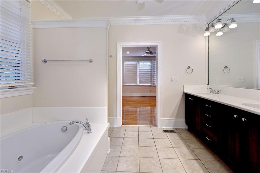 5129 Rolling Reach Property Photo 29