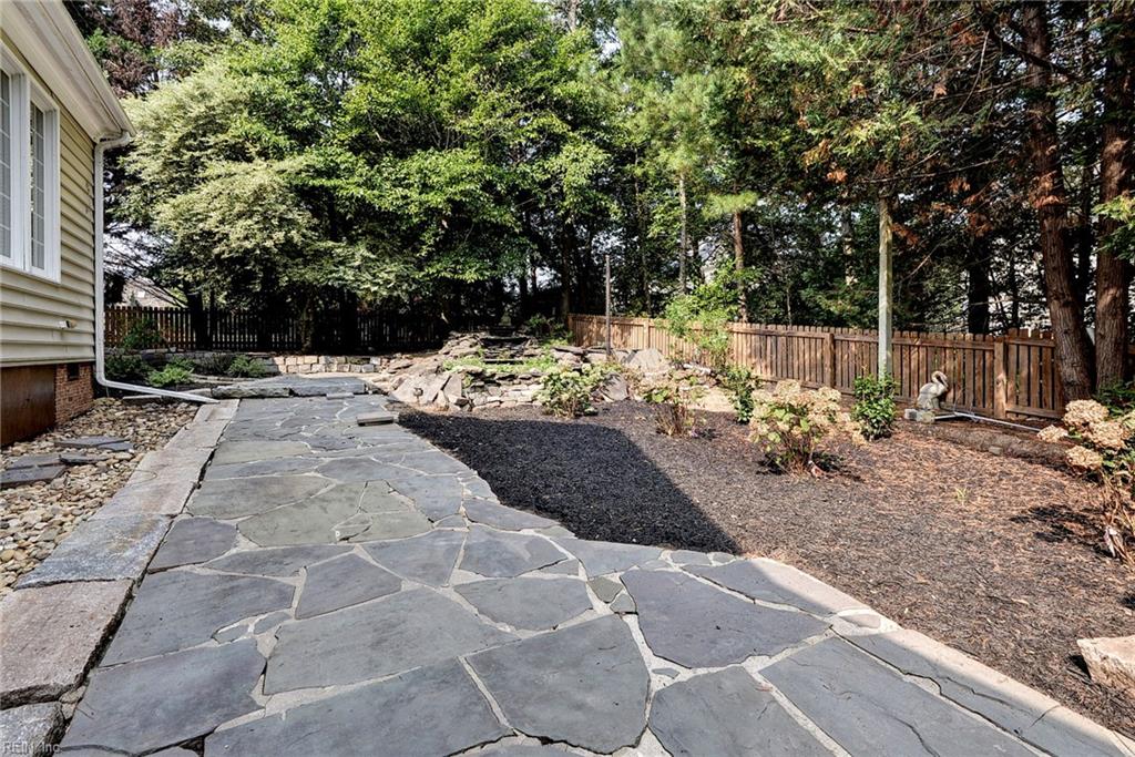 5129 Rolling Reach Property Photo 42