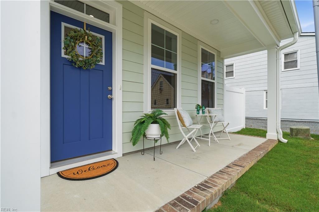 514 25 1/2 St Property Photo 2