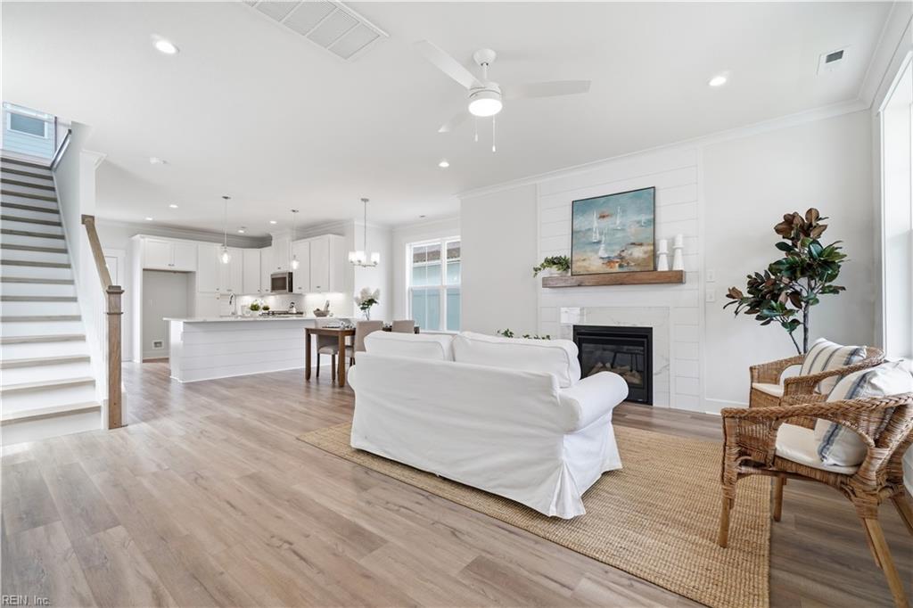 514 25 1/2 St Property Photo 3