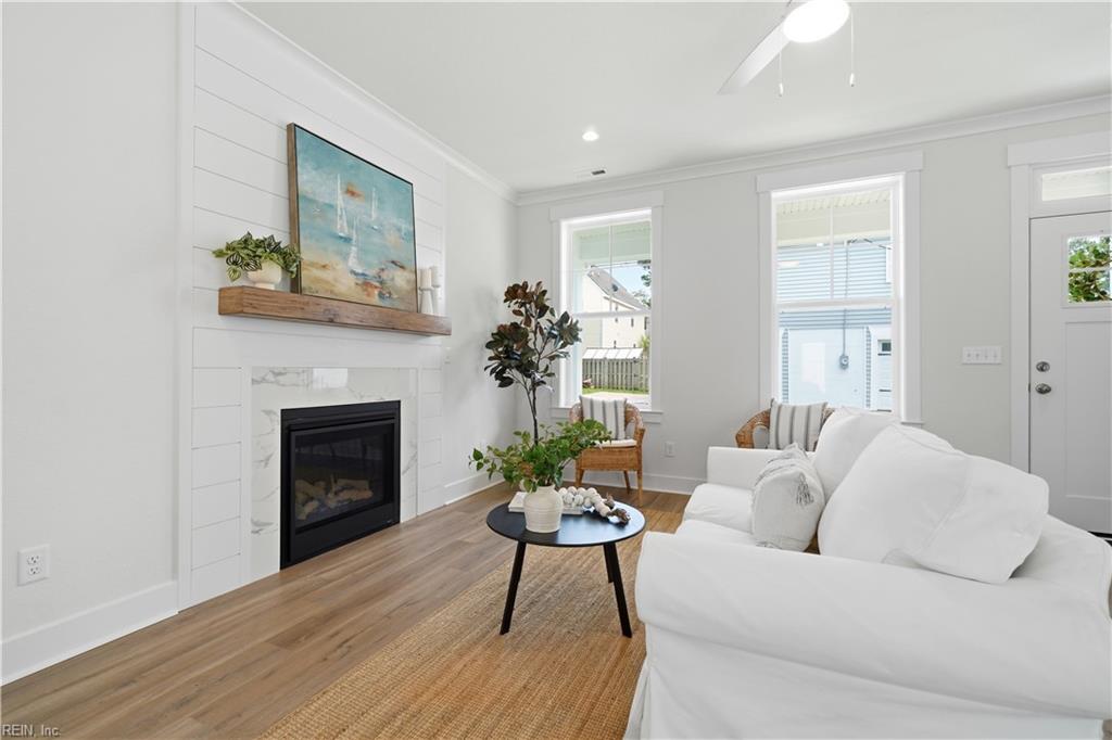 514 25 1/2 St Property Photo 7