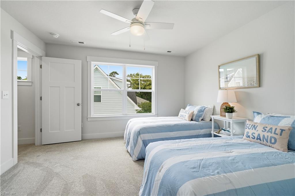 514 25 1/2 St Property Photo 25