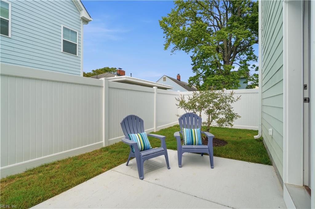 514 25 1/2 St Property Photo 35