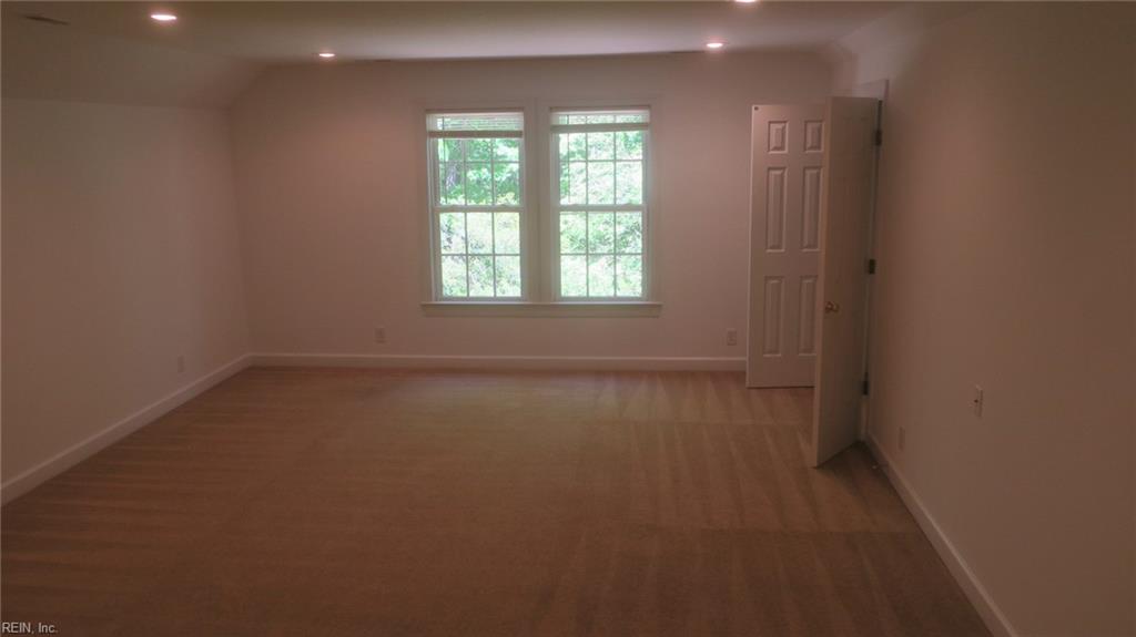 128 Great Gln Property Photo 37