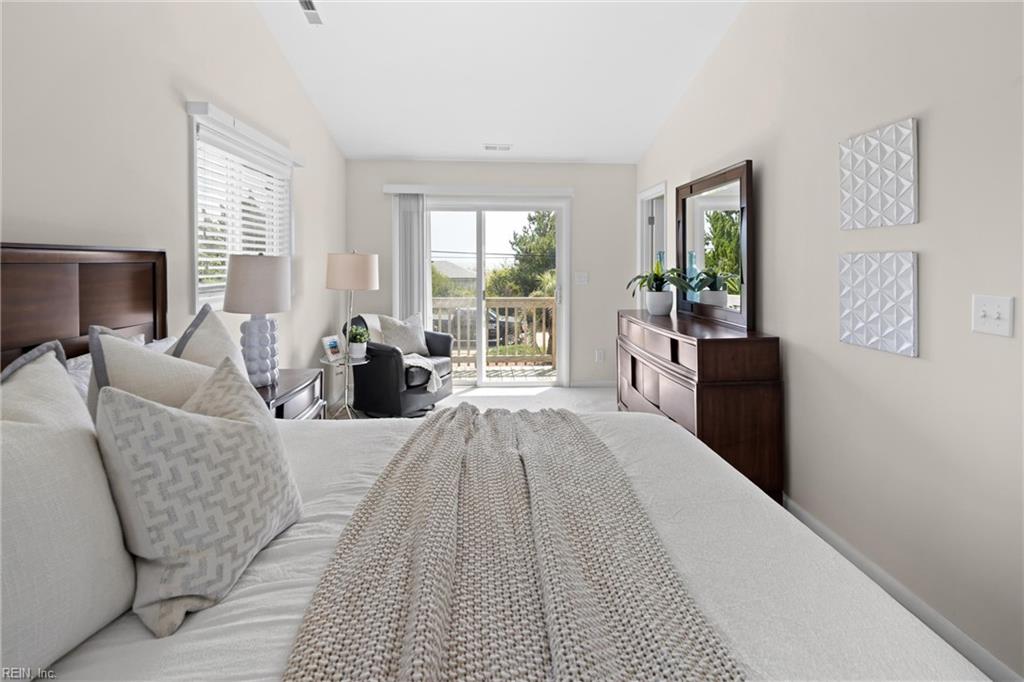 2737 Sandfiddler Rd Property Photo 14