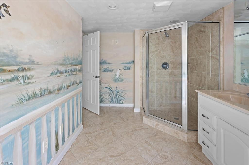 2737 Sandfiddler Rd Property Photo 25