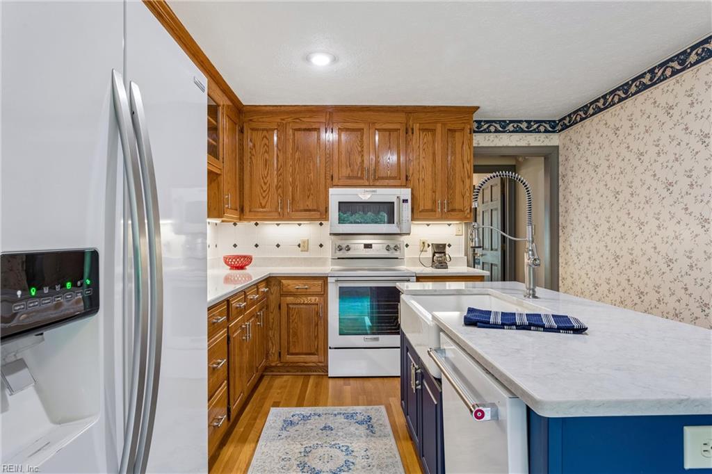 117 Nice Dr Property Photo 16