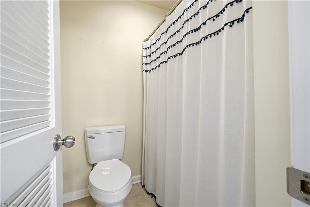 9017 River Cres Property Photo 26