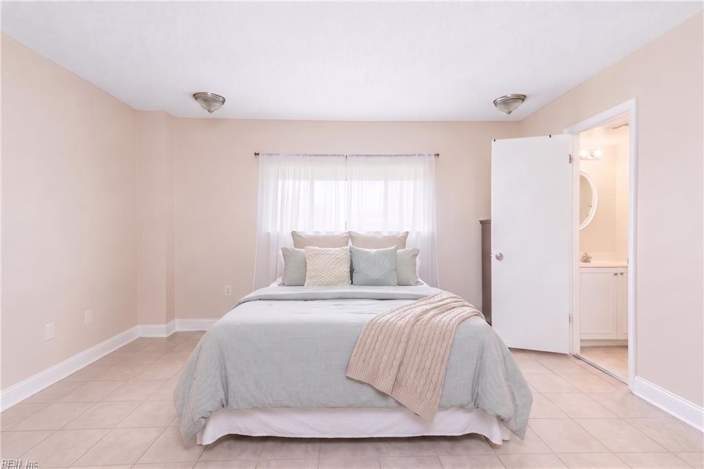 1222 E Ocean View Ave Property Photo 5