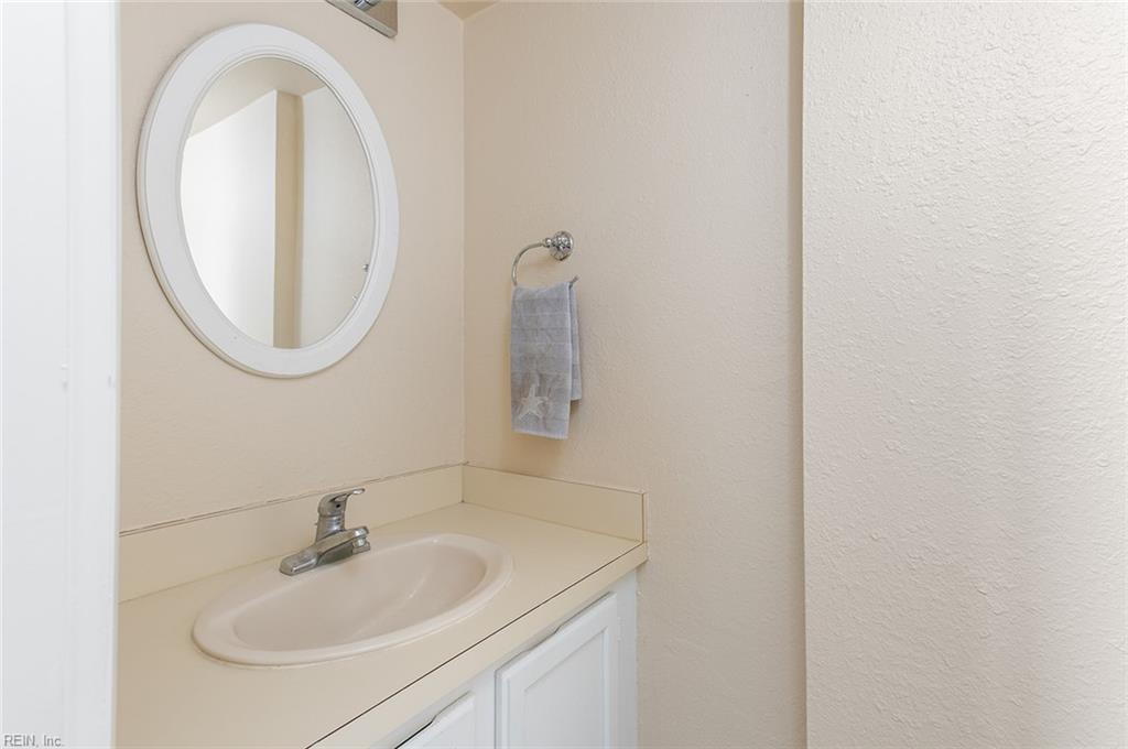 1222 E Ocean View Ave Property Photo 13