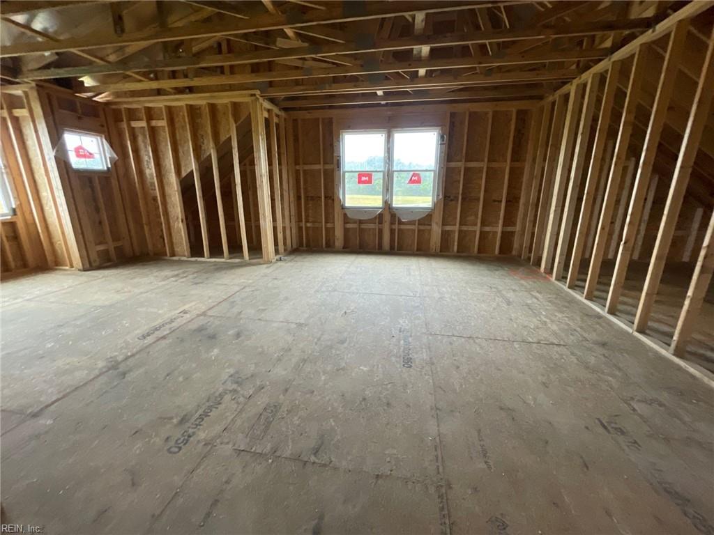 2116 Sanderson Rd Property Photo 8