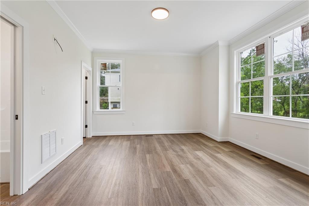 50 Forrest Rd Property Photo 11