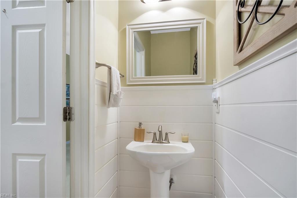 3321 Newland Ct Property Photo 10