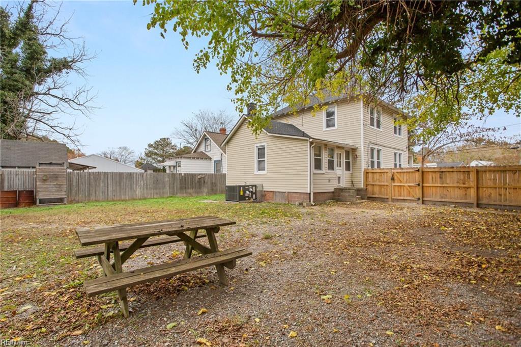 1777 Old Buckroe Rd Property Photo 22