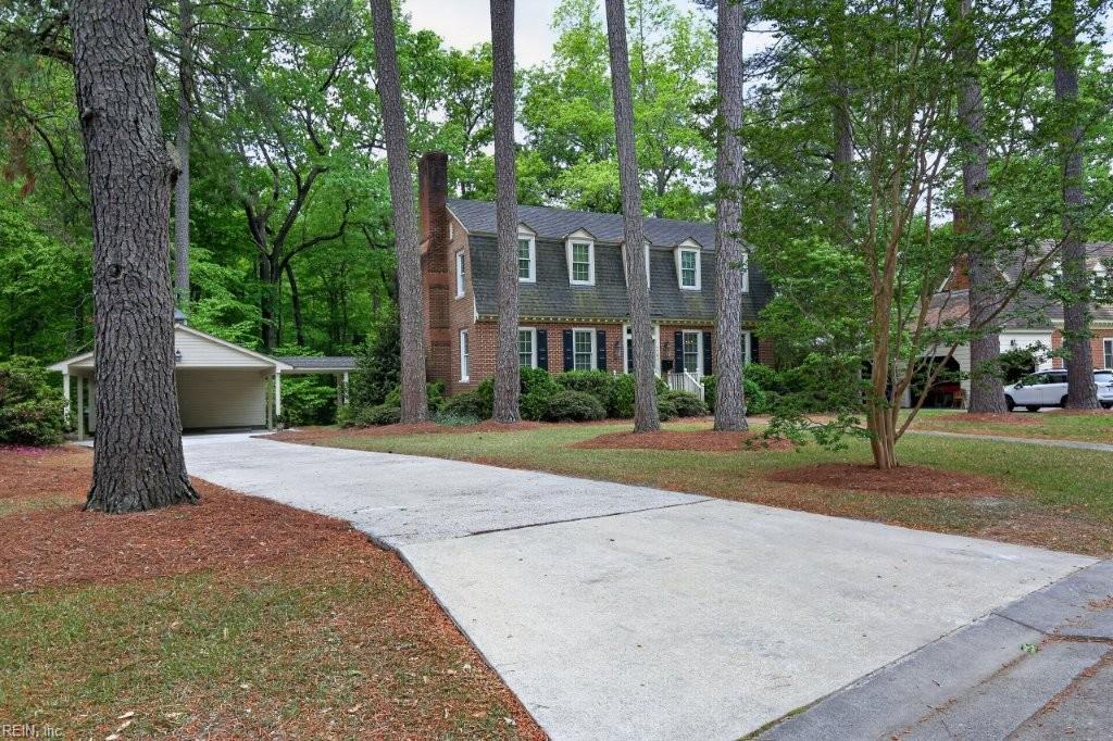 1103 Pine Valley Dr Property Photo 1