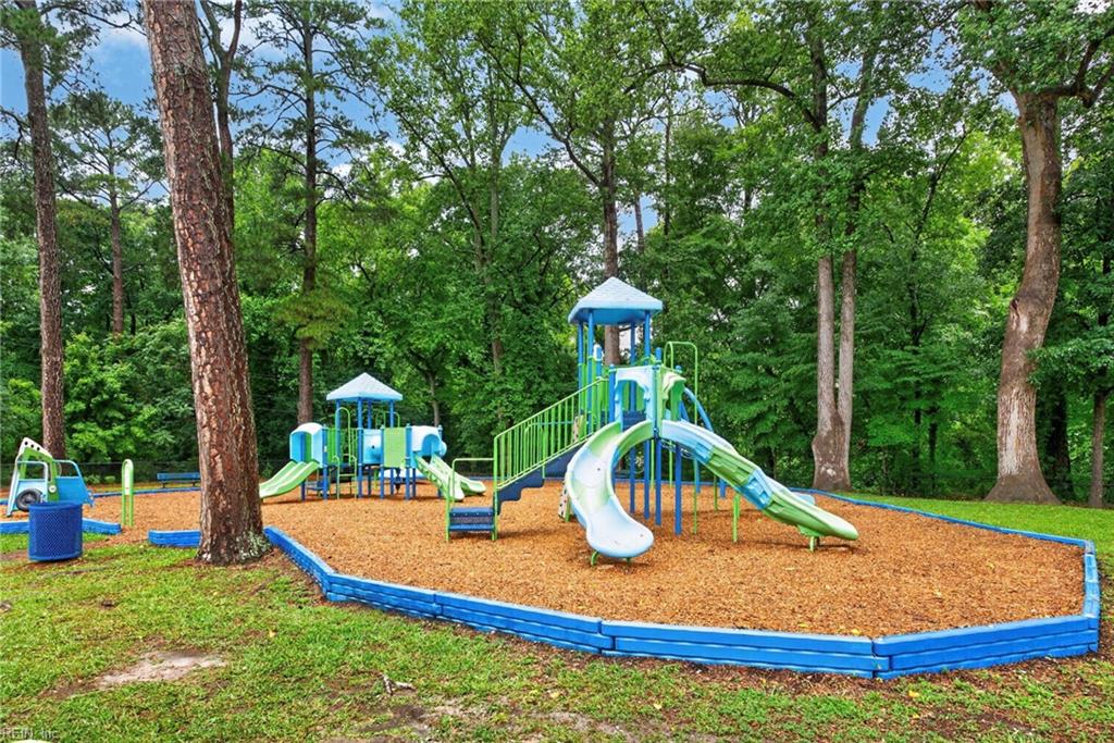 1103 Pine Valley Dr Property Photo 43
